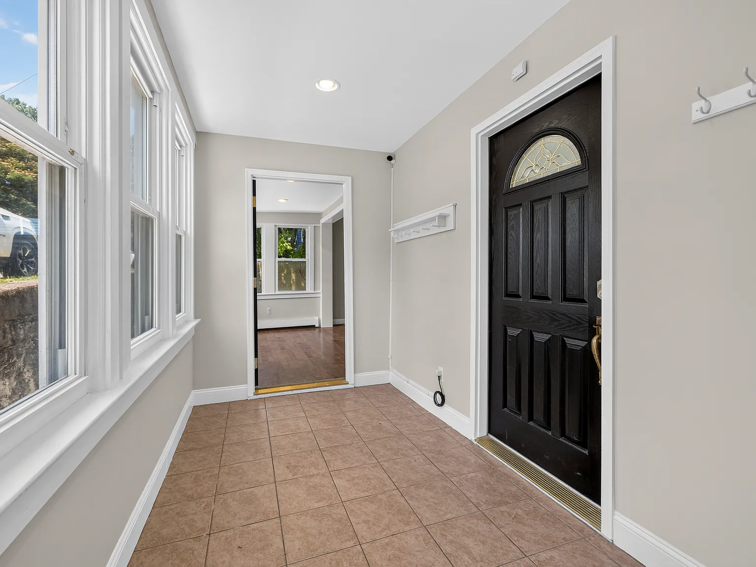 3 bed, $2,750 — Photo 3