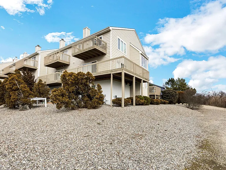 44 Surfside Rd — Photo 26