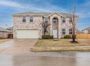 2116 Zion Hl, Grand Prairie, TX 75052