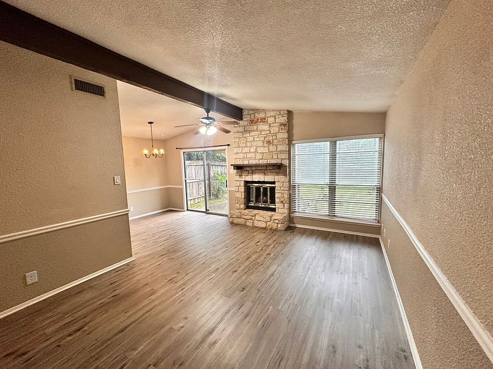 1st image of 1021 Royal Vista Dr