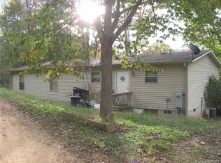 388 Richards Rdg, Canton, NC 28716