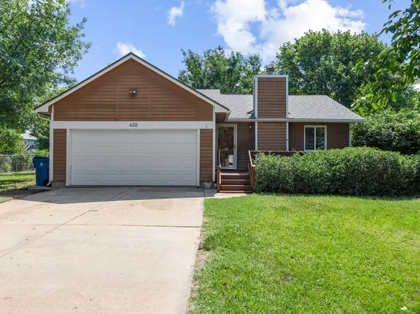 422 N Shawnee Dr, Kechi, KS 67067