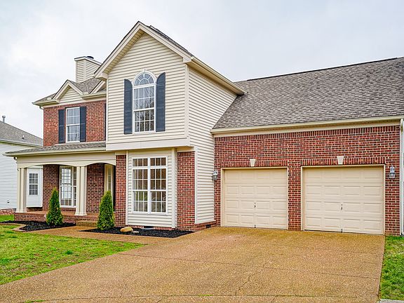 2nd image of 705 Amhearst Ct