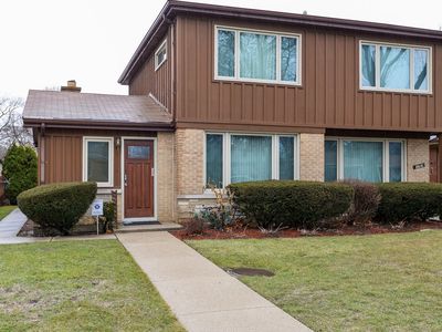 8616 Monticello Ave, Skokie, IL, 60076