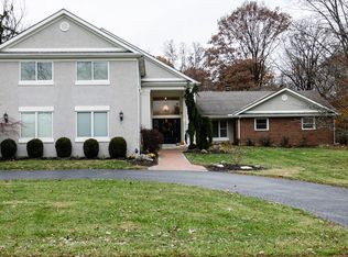 2720 Ione Ct, Columbus, OH 43235