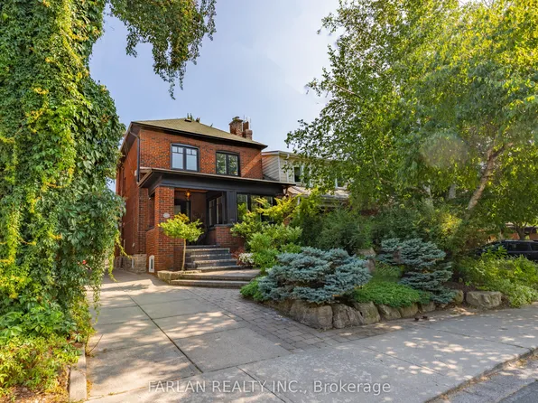 133 Deforest Rd, Toronto, ON M6S 1J7
