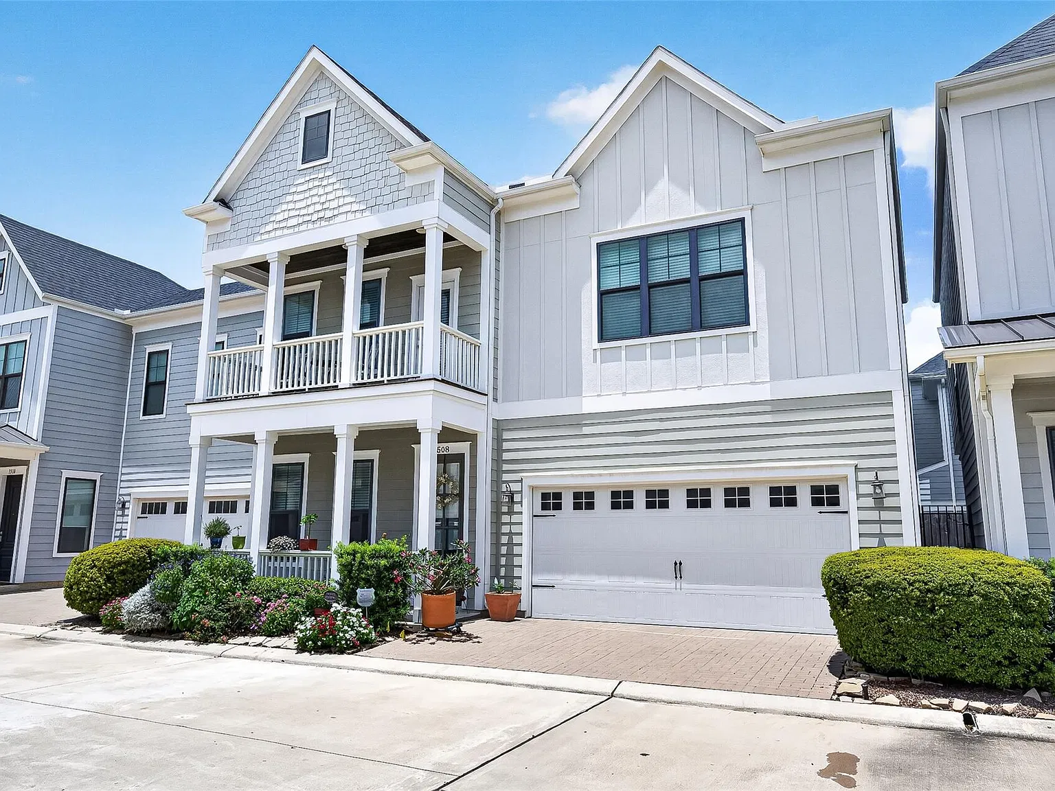 3 bed, 2.5 bath, 2448 sqft, $3,400 — Photo 2