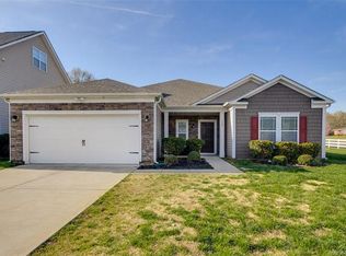 11029 Belmont Run Ln, Charlotte, NC 28213