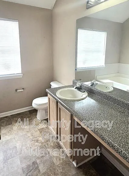 760 Mountain Ridge Way — Photo 8