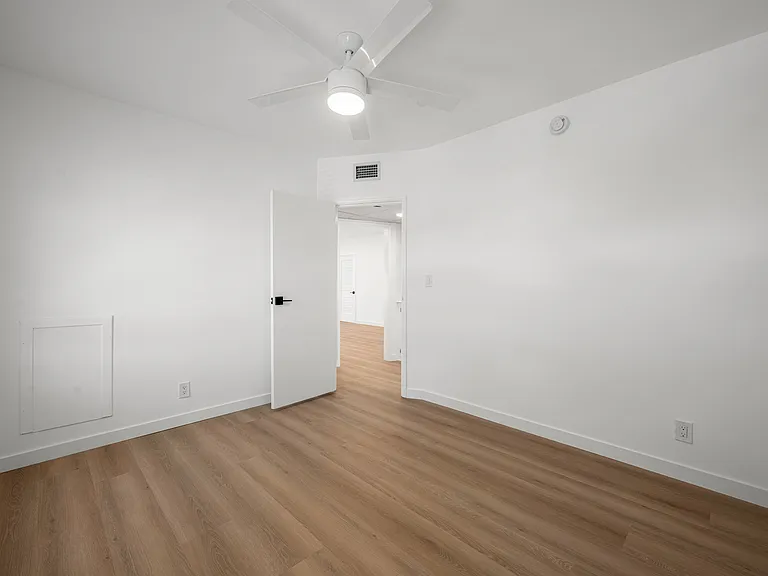 4061 Lafayette Pl #4 — Photo 16