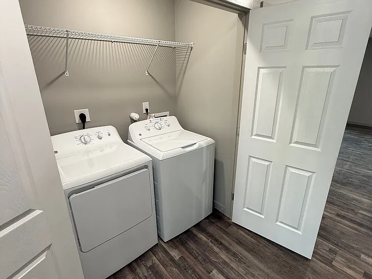 501 N Main St #D — Photo 7
