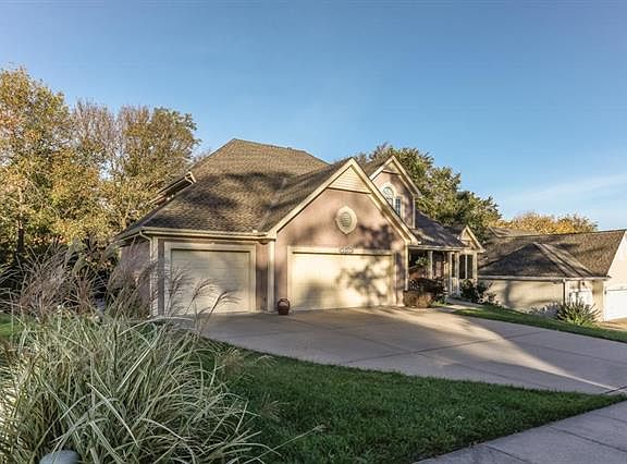 3rd image of 10816 Washington Ct