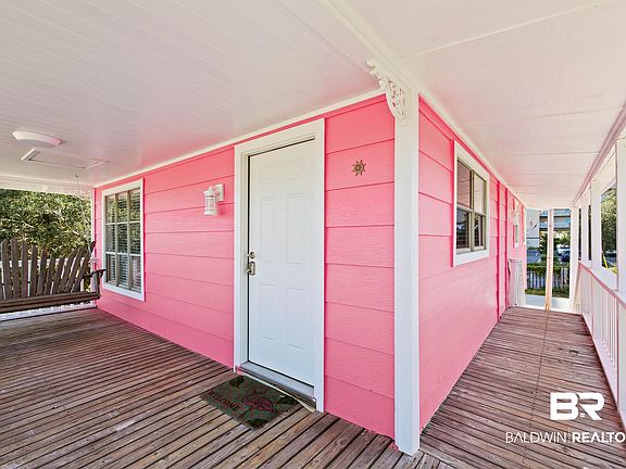 4th image of 1013 W Lagoon Ave