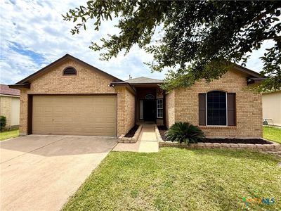 213 Summerside Ave, Lockhart, TX, 78644