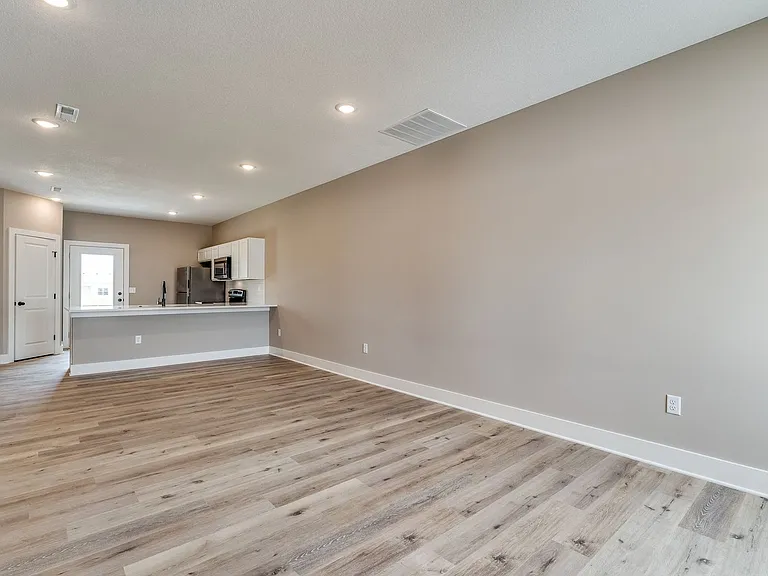 4440 N Sandplum St — Photo 3