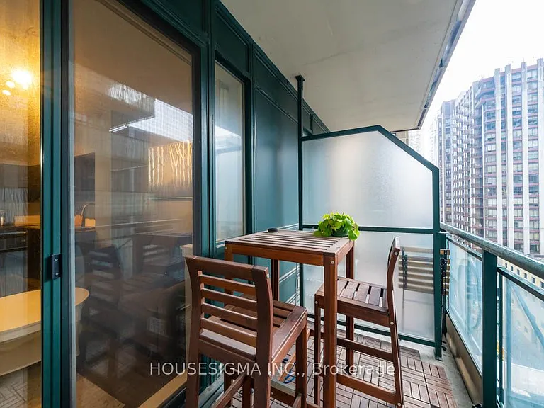 35 Hayden St #1015 — Photo 14