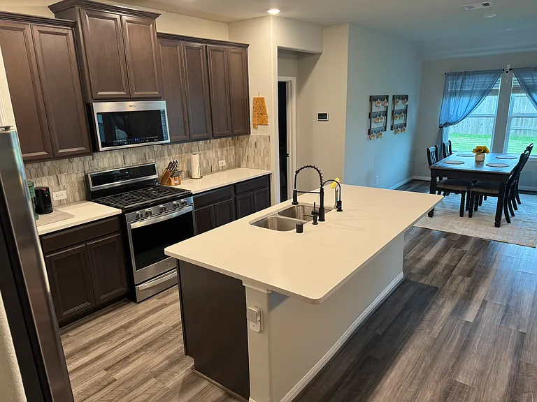 1729 Hartford Springs Trl — Photo 3