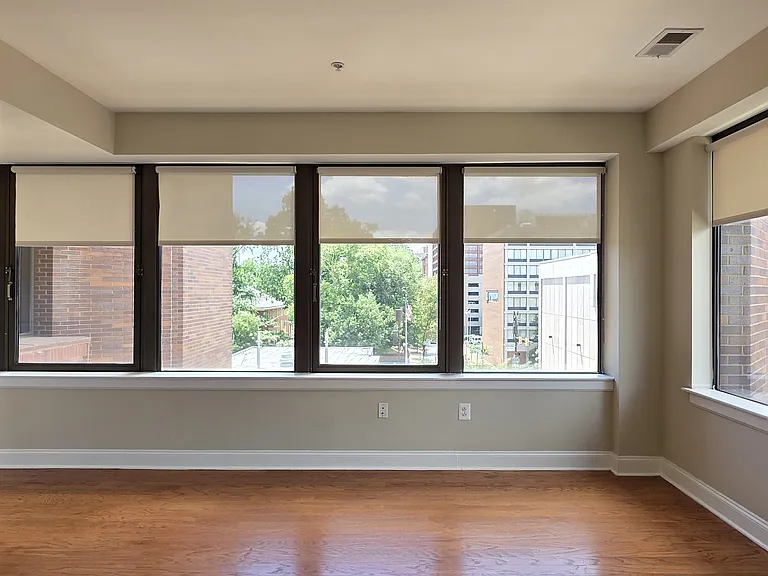 125 N 4th St #401 — Photo 11