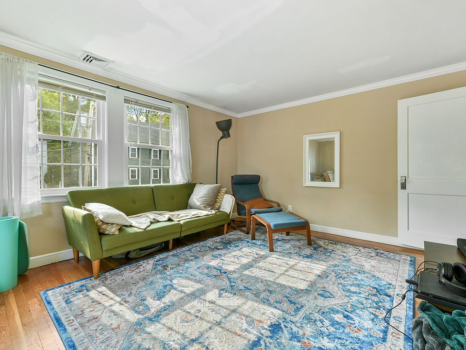 1st image of 38 Nathan Rd #4