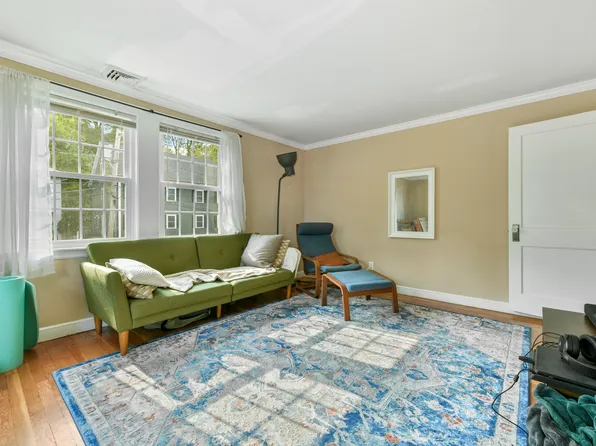 38 Nathan Rd #4, Waltham, MA 02453