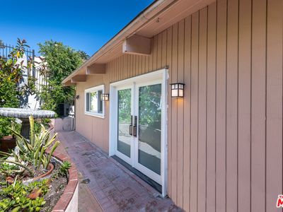 6674 Bonair Pl, Los Angeles, CA, 90068