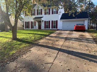 5631 Hedgecrest Pl, Charlotte, NC 28269