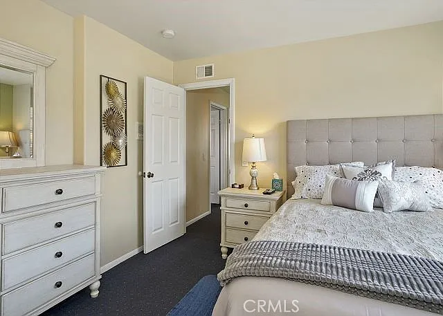 498 Park Ave — Photo 6