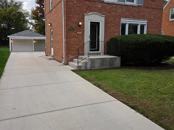 908 Beach Ave, La Grange Park, IL 60526