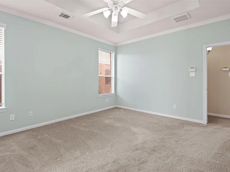 10311 Sawyers Crossing Ln — Photo 14