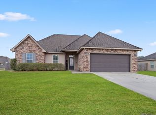 26528 Evangeline Trace Blvd, Denham Springs, LA 70726
