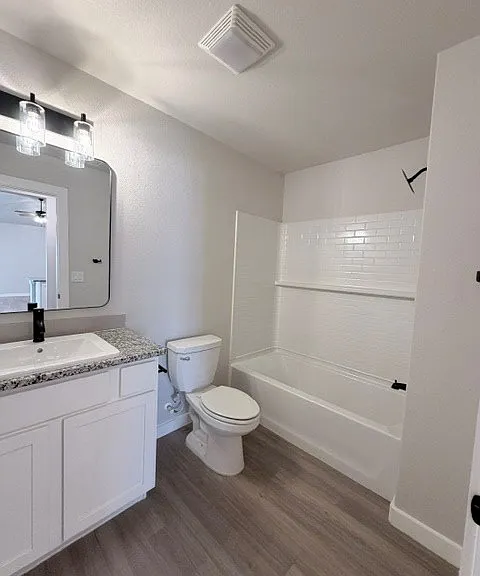 2812 Hidalgo Ave — Photo 12