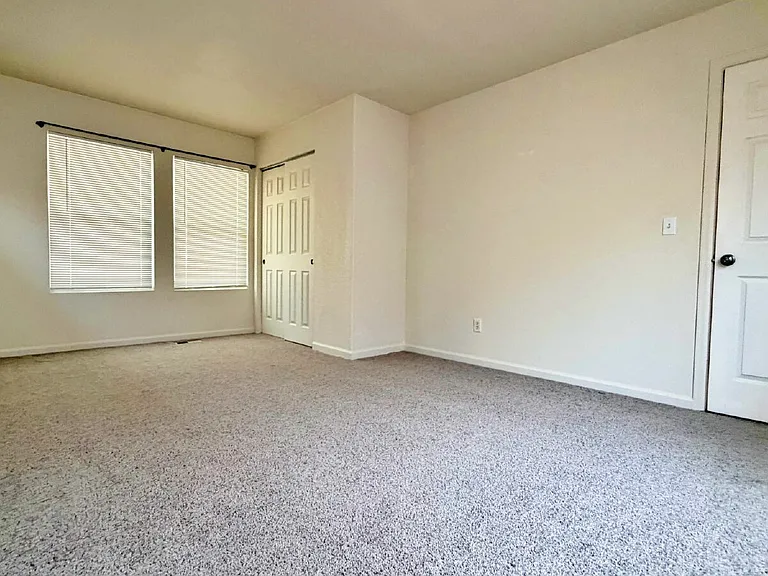 1323 S Duquesne Ct — Photo 23