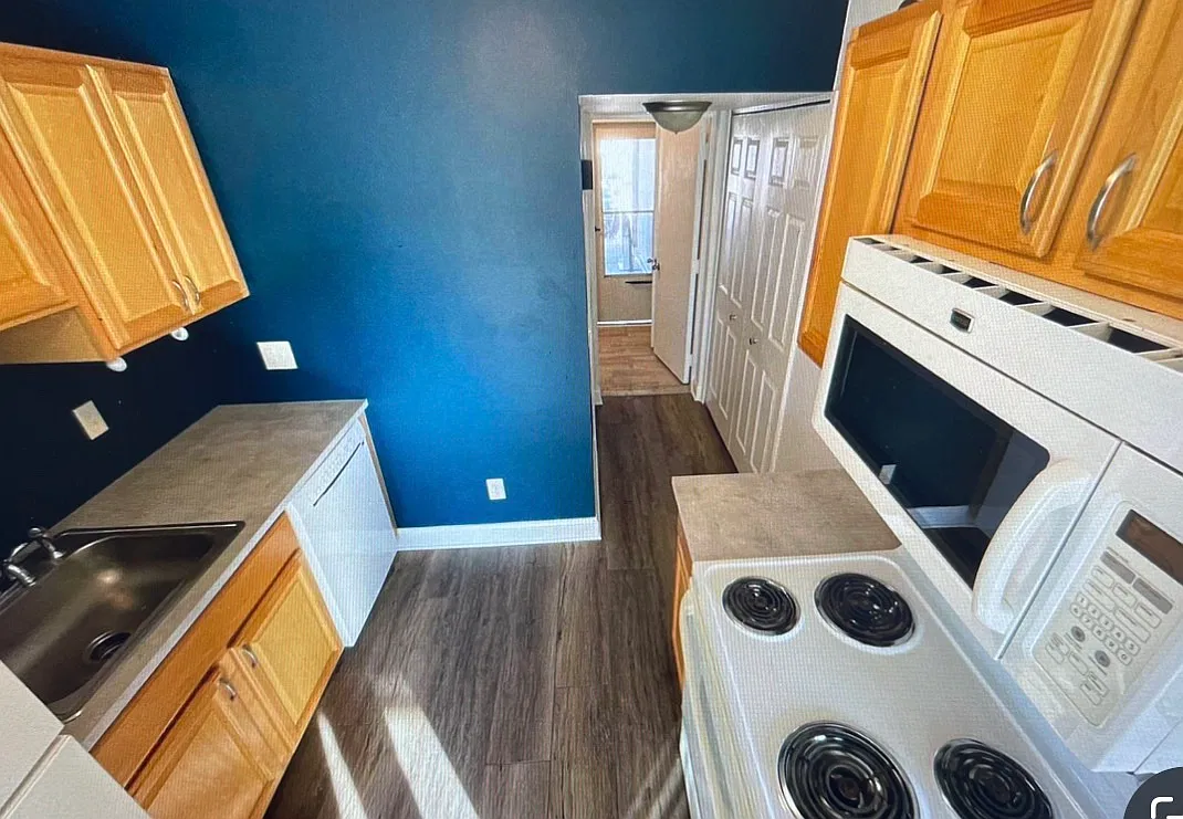 50159 N Benny Ct — Photo 2