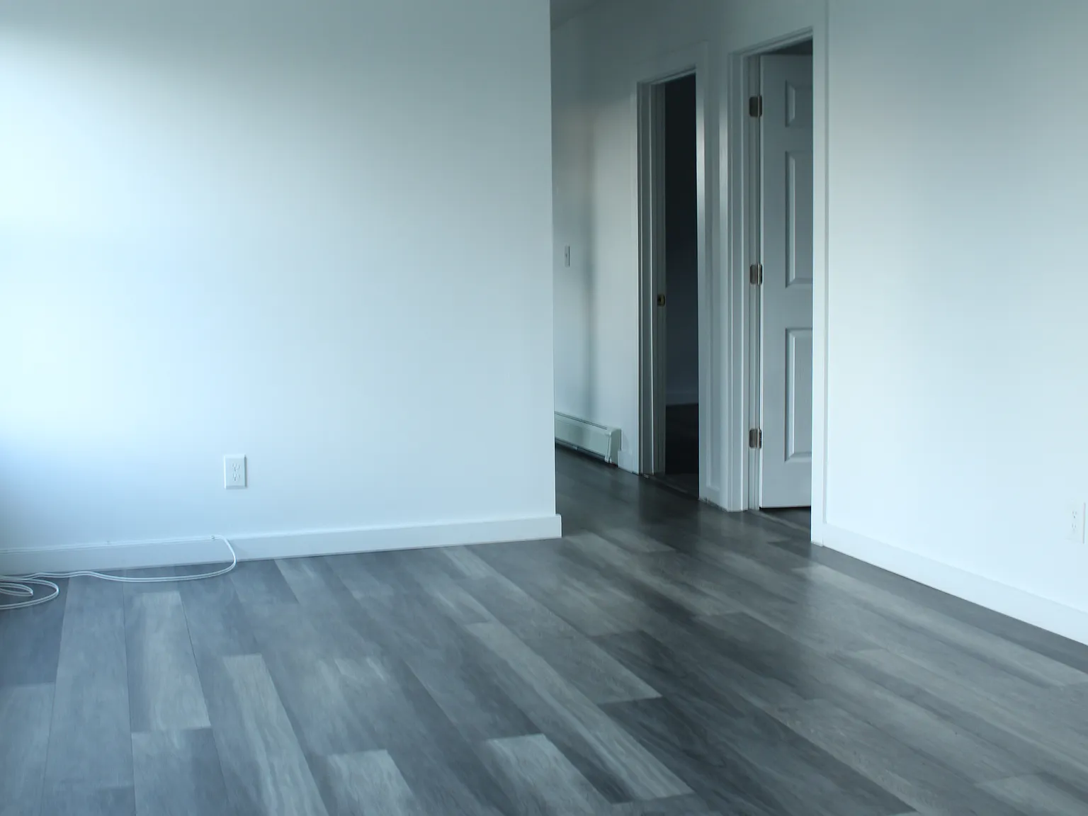3 bed, 1056 sqft, $1,850 — Photo 4