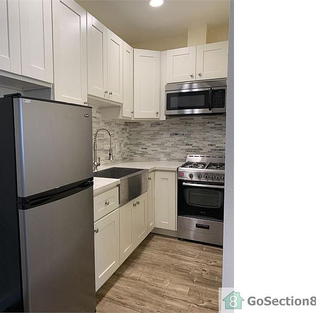 1st image of 722 S Ford Blvd APT 10