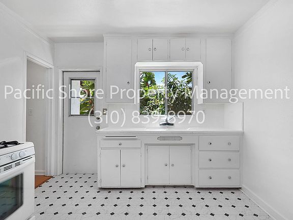 4th image of 975 Lucile Ave #9755