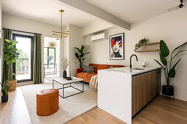 880 Rogers Avenue, #422