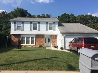 14 Bayside Ave, Barnegat, NJ 08005