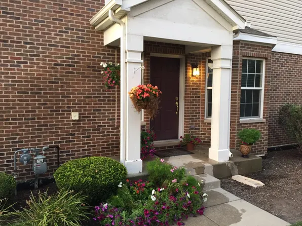 130 Andrew Taras Ct, Joliet, IL 60435