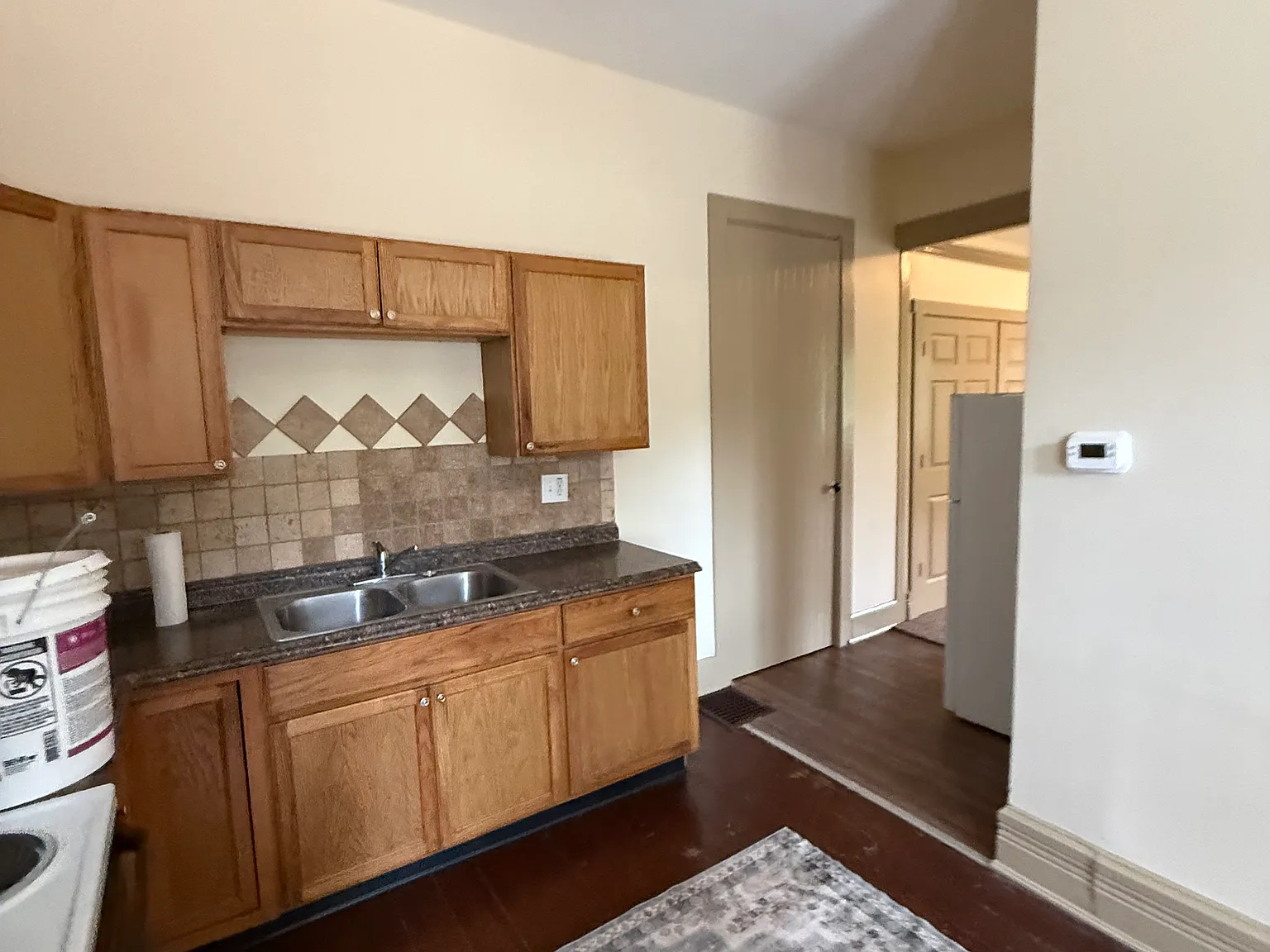 2 bed, $1,400 — Photo 1