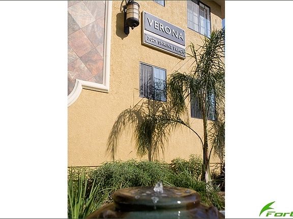 4th image of 3029 Shrine Pl #6