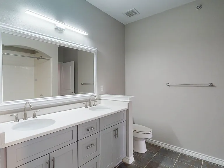 Ridge at Blue Hills — Photo 19