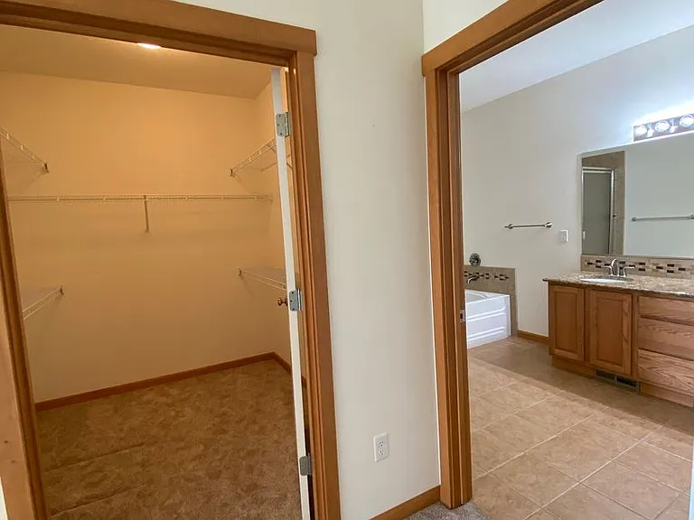 3511 Hovley Ln — Photo 22
