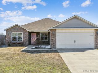 14737 S 274th East Ave, Coweta, OK 74429