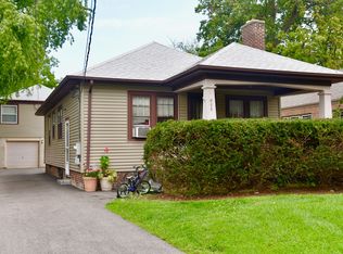 319 Oak Ter, Highwood, IL