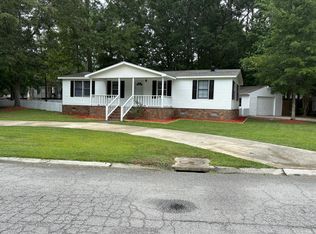 324 Grapevine Rd, Summerville, SC 29483