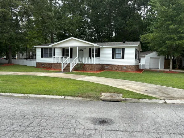 324 Grapevine Rd, Summerville, SC 29483