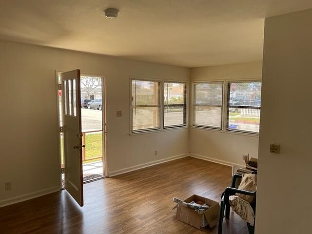 2nd image of 15824 Freeman Ave