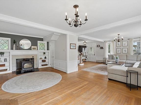 4th image of 29 Tremont Street
