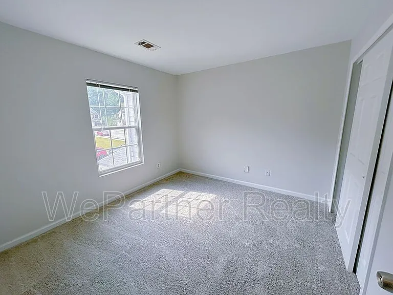 3459 Dianthus Ln — Photo 12